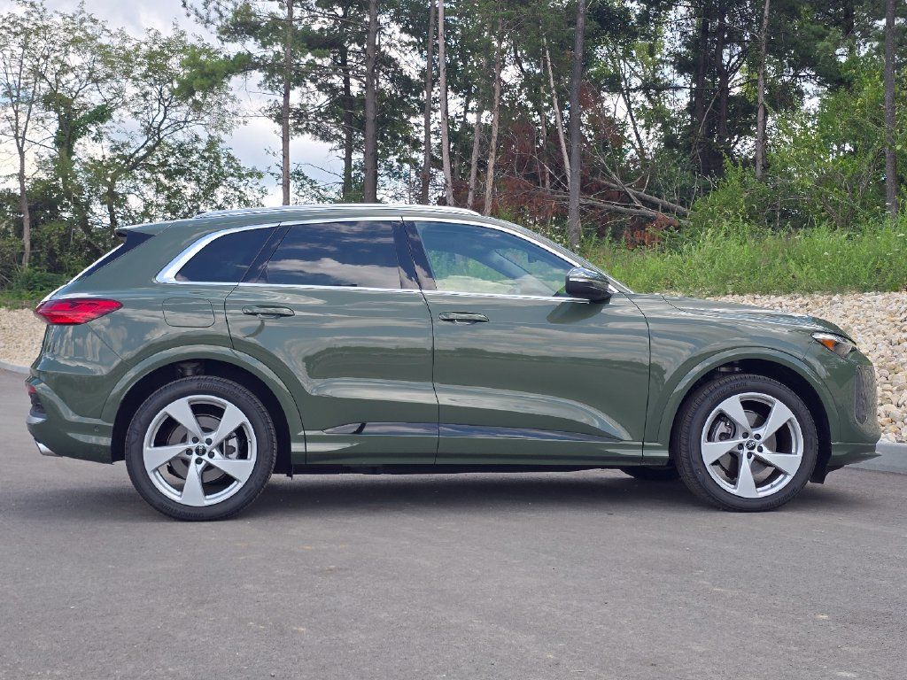 Used 2025 Audi Q5 Prestige AWD/4WD image 7
