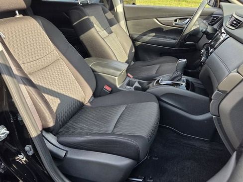 Used 2019 Nissan Rogue S w/ Special Edition Package image 20