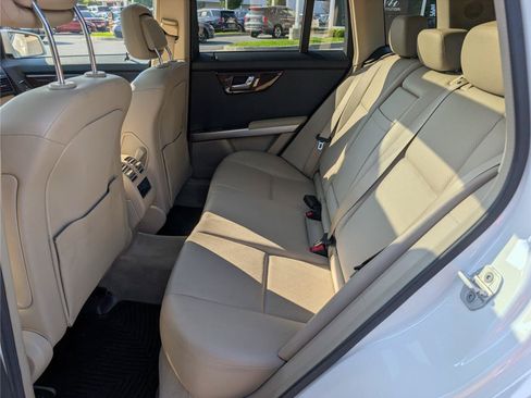 Used 2010 Mercedes-Benz GLK 350 2WD image 15