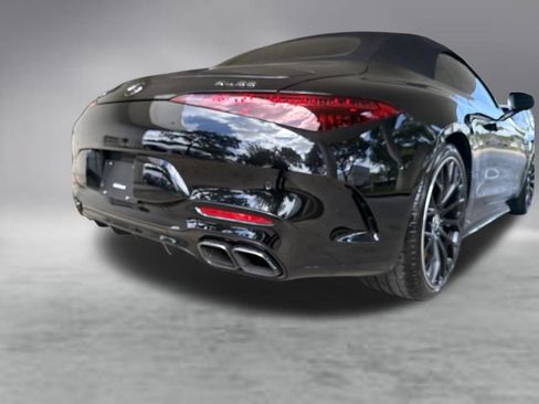 Used 2026 Mercedes-Benz SL 55 AMG 4MATIC image 32