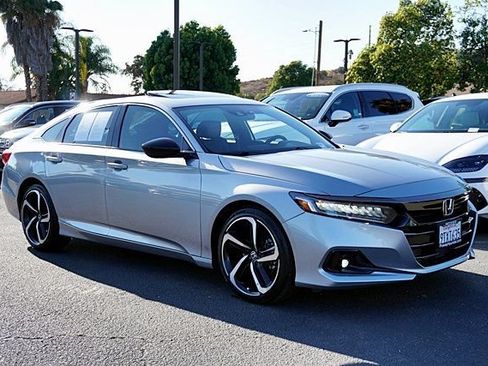 Used 2022 Honda Accord Sport image 6