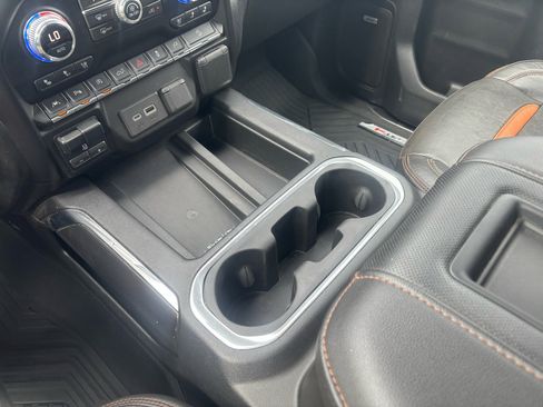 Used 2020 GMC Sierra 1500 AT4 w/ AT4 Premium Package image 15