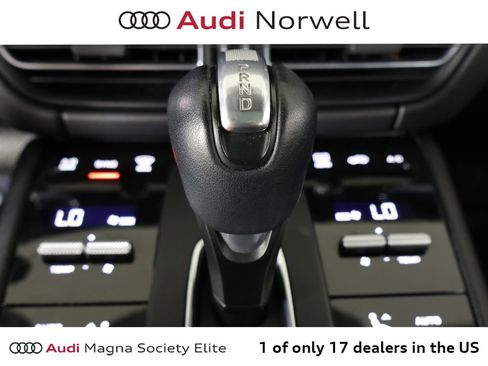 Used 2022 Porsche Macan GTS AWD/4WD image 3