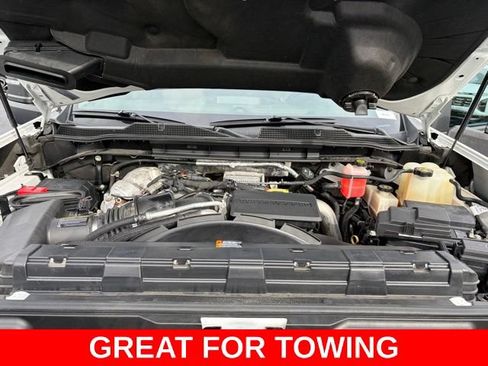 Used 2023 Chevrolet Silverado 2500 LT AWD/4WD image 11
