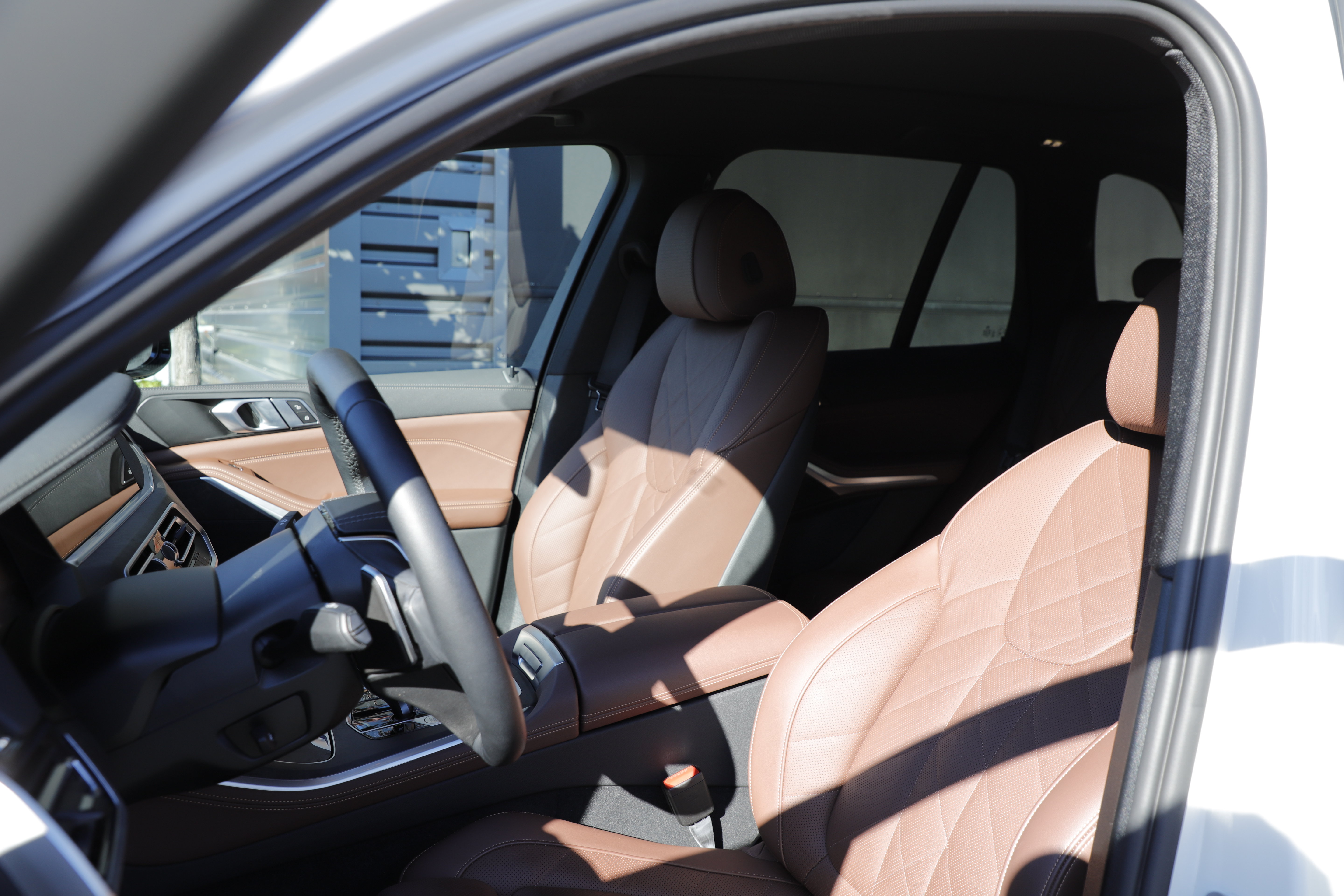 Used 2023 BMW X5 xDrive40i w/ Premium Package AWD/4WD image 15