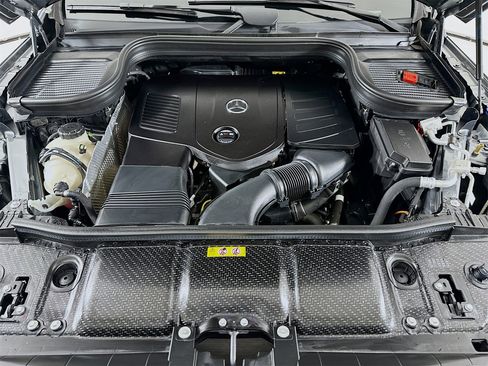 Used 2025 Mercedes-Benz GLE 350 4MATIC image 33