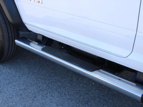 New 2022 RAM 5500 Tradesman image 10