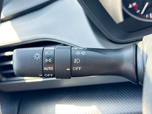New 2026 Subaru Crosstrek 2.5i Premium AWD/4WD image 13