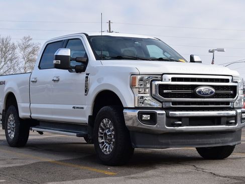 Certified 2022 Ford F250 Lariat w/ Lariat Ultimate Package image 3