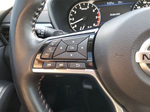 Used 2020 Nissan Altima 2.5 SR w/ Premium Package image 23