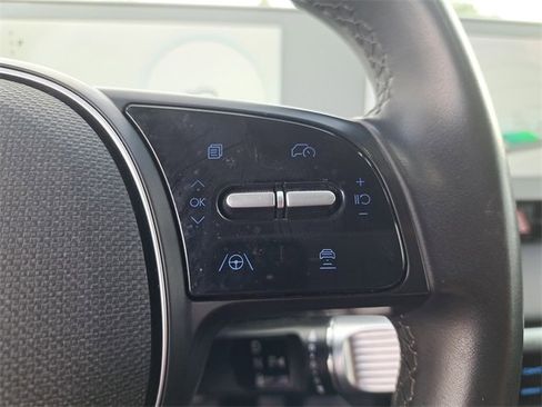 Used 2023 Hyundai Ioniq 5 SE image 21
