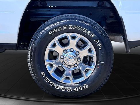 Used 2024 RAM 2500 Laramie w/ Safety Group AWD/4WD image 36