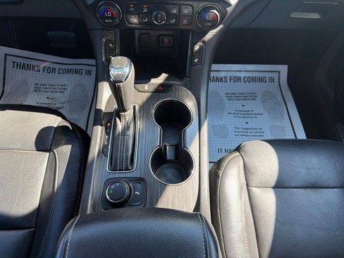 Used 2019 GMC Acadia SLT FWD image 24