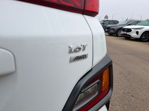 Used 2020 Hyundai Kona Limited image 5