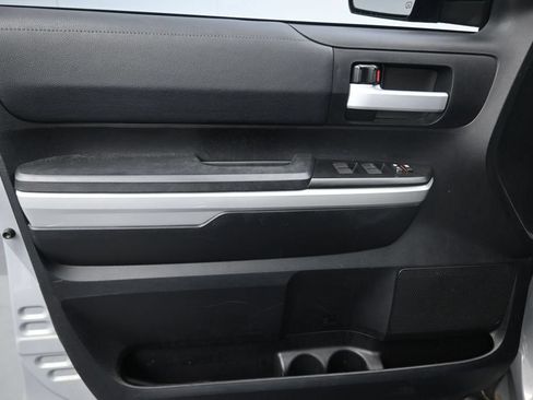 Used 2021 Toyota Tundra SR5 RWD image 11