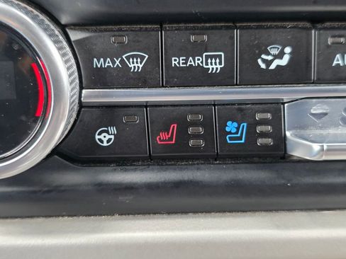 Used 2024 Ford Expedition Limited AWD/4WD image 70