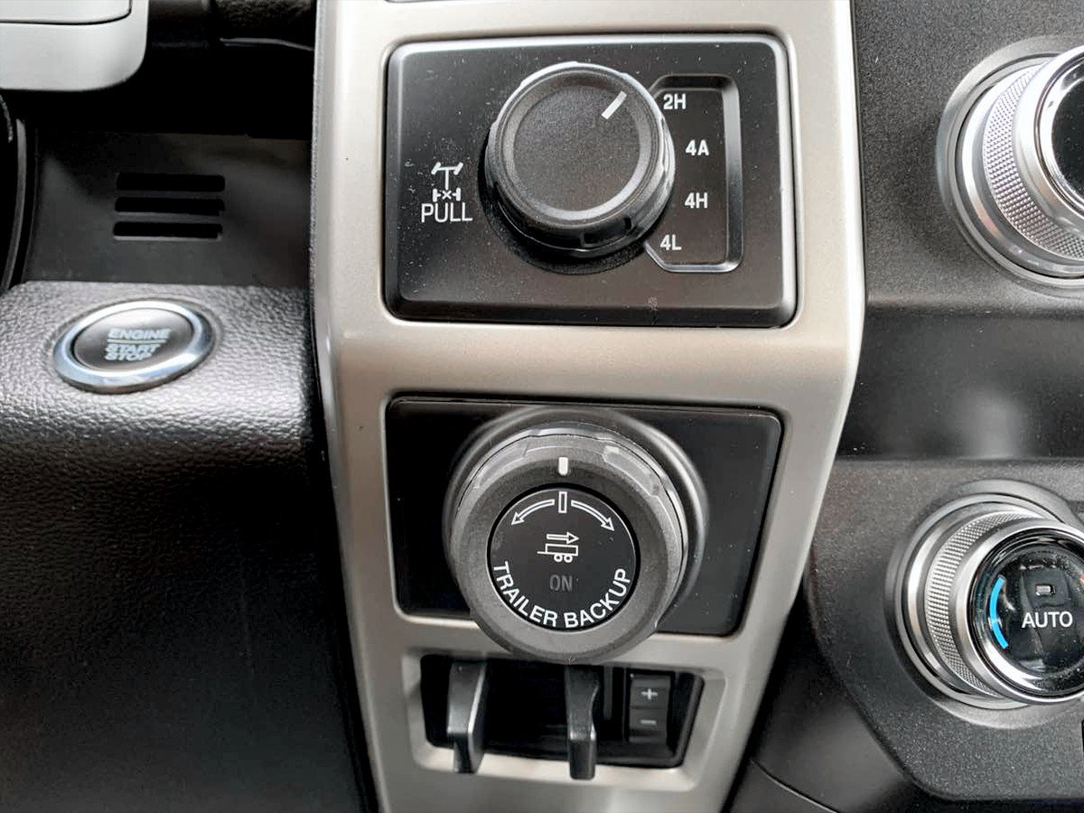 Used 2019 Ford F150 Lariat w/ Equipment Group 502A Luxury AWD/4WD image 31