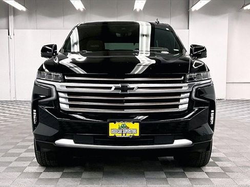 Used 2024 Chevrolet Tahoe High Country image 3