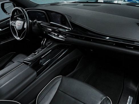 Used 2024 Cadillac Escalade Sport image 40