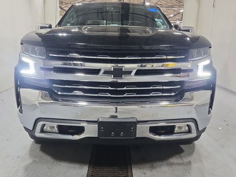 Used 2021 Chevrolet Silverado 1500 LTZ image 12