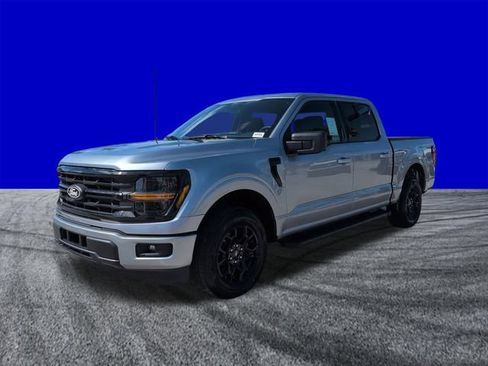 New 2026 Ford F150 XLT w/ XLT Black Appearance Package RWD image 8