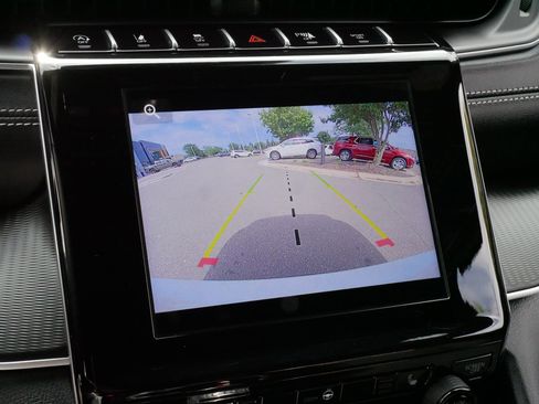 Used 2025 Jeep Grand Cherokee L Altitude AWD/4WD image 28