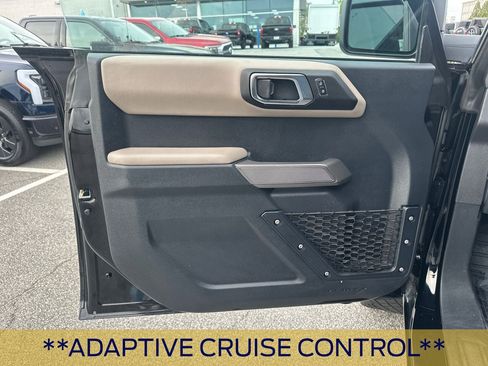 Certified 2023 Ford Bronco Wildtrak AWD/4WD image 10