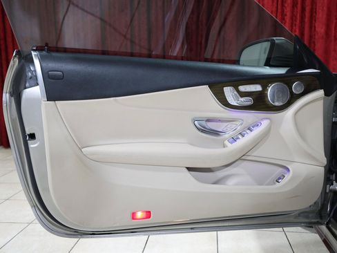 Used 2019 Mercedes-Benz C 300 Cabriolet image 13