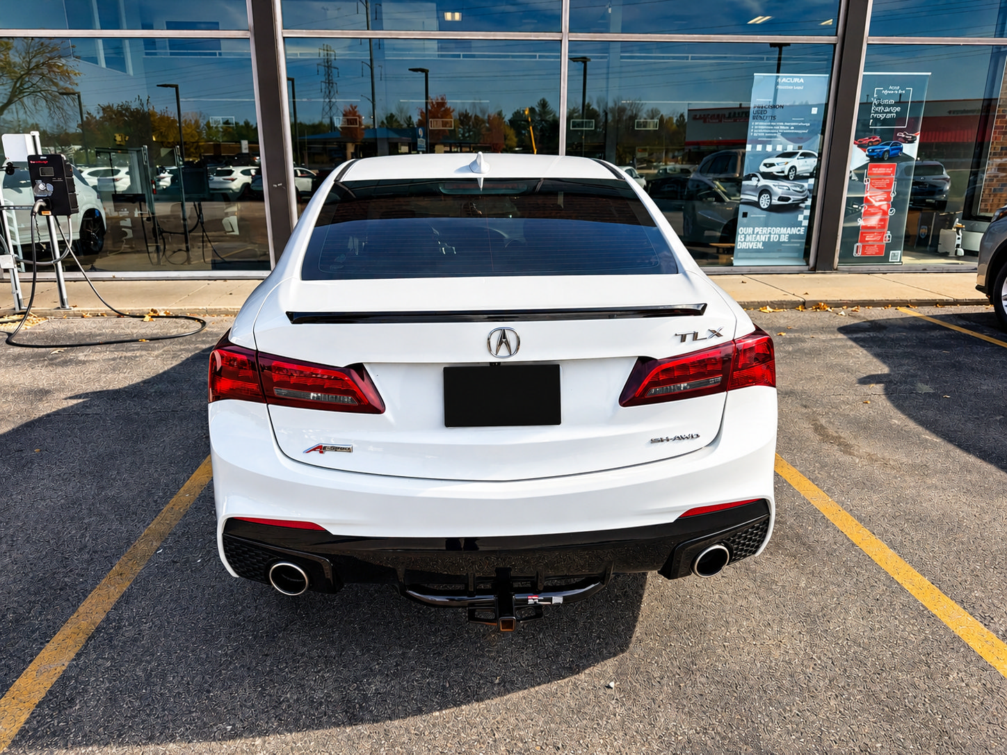 Used 2020 Acura TLX w/ Technology Package AWD/4WD image 6