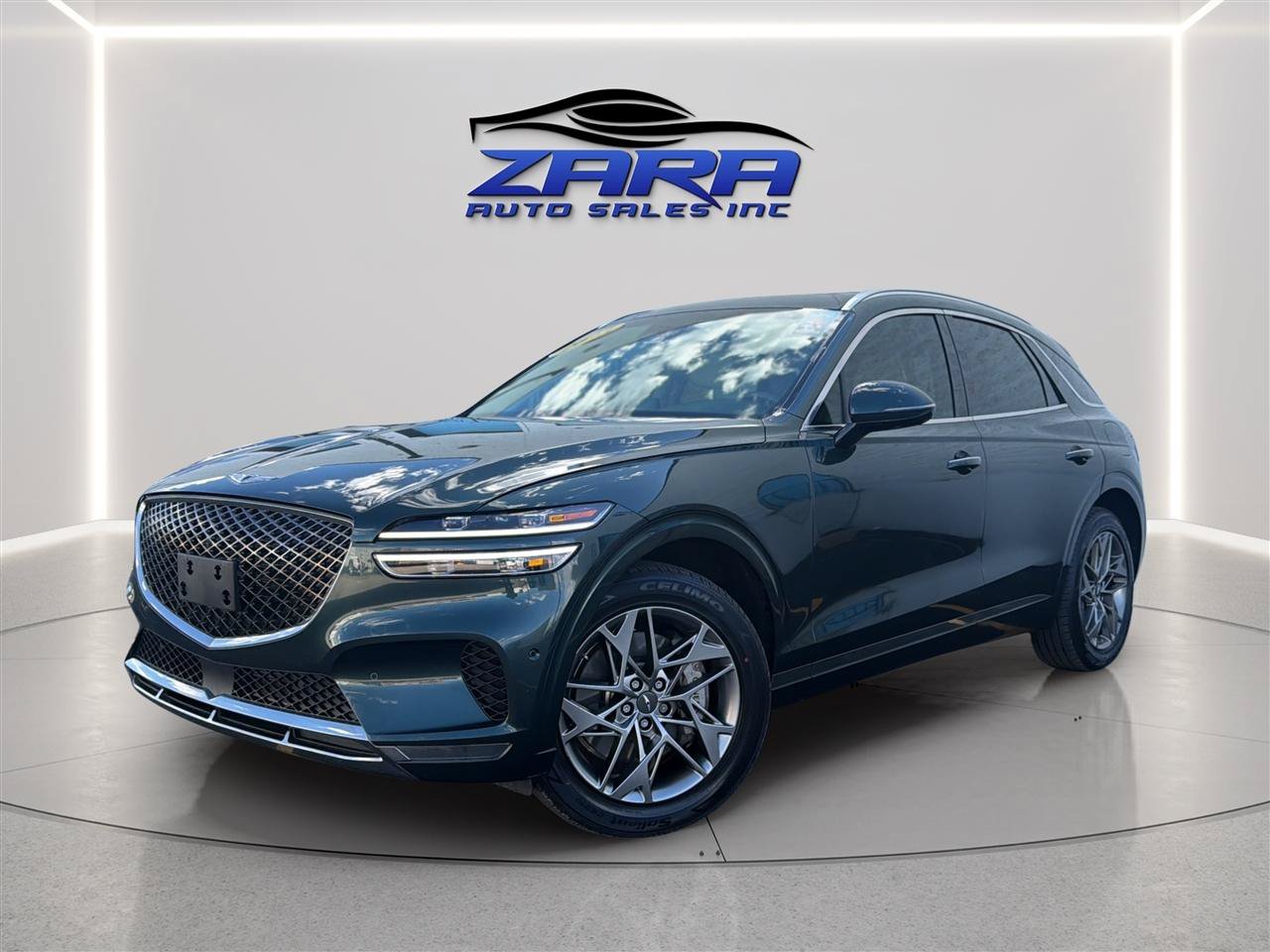 Used 2023 Genesis GV70 2.5T w/ Advanced Package AWD/4WD image 1