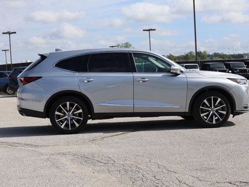 Used 2026 Acura MDX w/ Technology Package AWD/4WD image 7