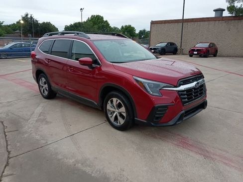 Used 2025 Subaru Ascent Premium AWD/4WD image 6