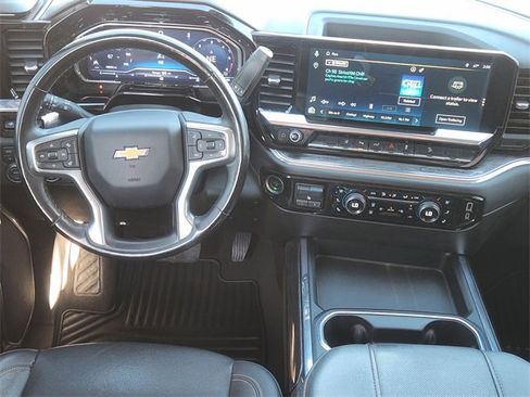 Used 2024 Chevrolet Silverado 2500 LTZ w/ LTZ Premium Package image 25