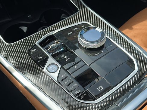 New 2026 BMW X5 M60i image 26