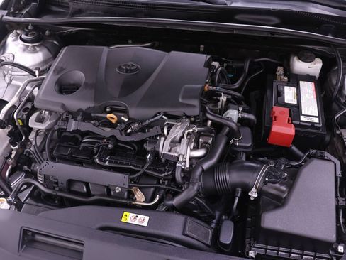Used 2020 Toyota Camry SE FWD image 24