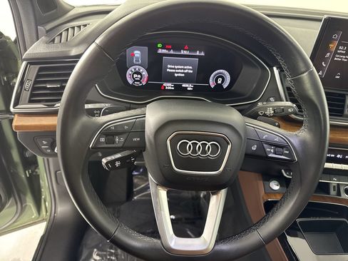 Used 2023 Audi Q5 2.0T Premium Plus w/ Premium Plus Package AWD/4WD image 11