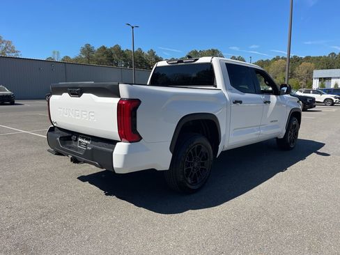 Used 2026 Toyota Tundra SR5 AWD/4WD image 5