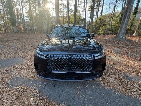 Certified 2025 Lincoln Aviator Reserve w/ Equipment Group 201A image 16