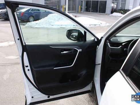 Used 2024 Toyota RAV4 Adventure image 10