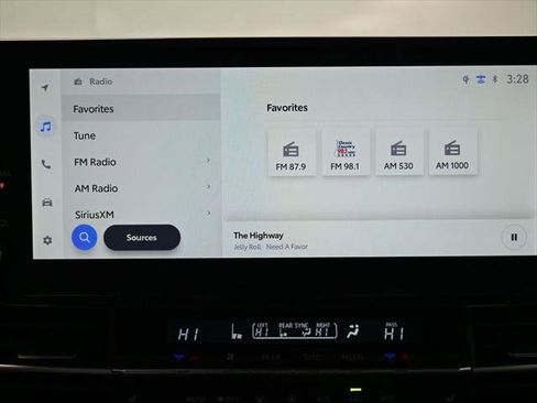 Certified 2025 Toyota Sienna XSE w/ XSE Plus Package AWD/4WD image 22