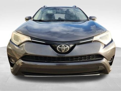 Used 2017 Toyota RAV4 XLE image 7