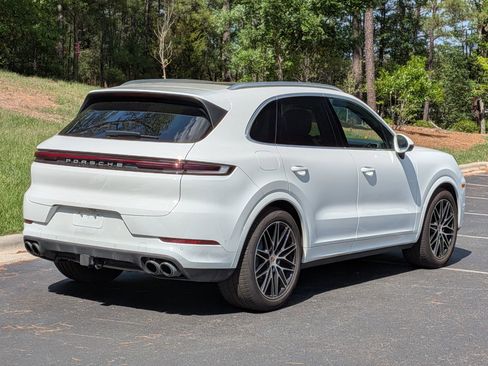 Certified 2026 Porsche Cayenne S AWD/4WD image 23