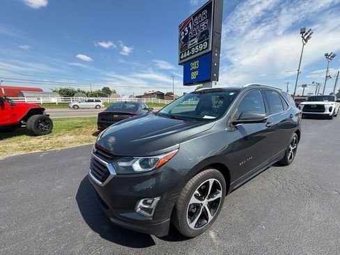 Used 2019 Chevrolet Equinox LT w/ Sun & Navigation Package FWD image 8