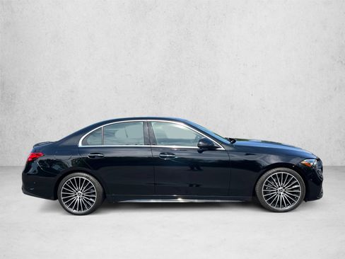Used 2026 Mercedes-Benz C 300 4MATIC Sedan image 4