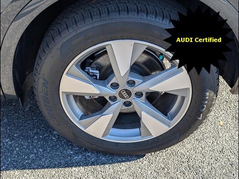 Used 2025 Audi Q5 2.0T Premium w/ Convenience Plus Package image 22