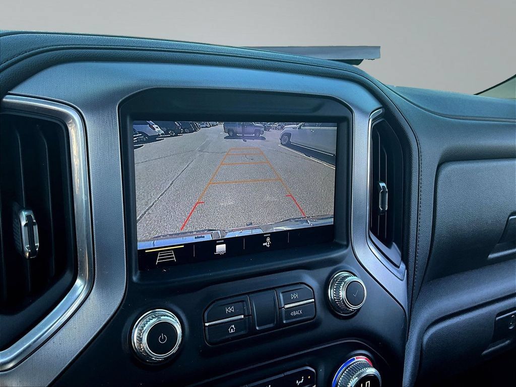 Used 2019 GMC Sierra 1500 SLT w/ SLT Premium Plus Package AWD/4WD image 17