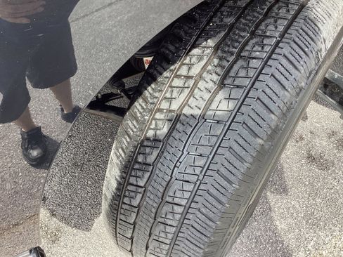 Used 2019 Chevrolet Silverado 1500 RST AWD/4WD image 10