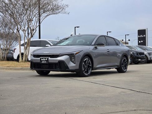 New 2026 Kia K4 GT-Line Turbo w/ GT-Line Sunroof Package FWD image 2