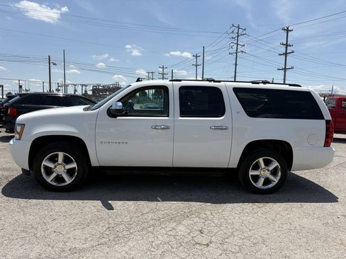 Used 2013 Chevrolet Suburban LT w/ All-Star Edition RWD image 5