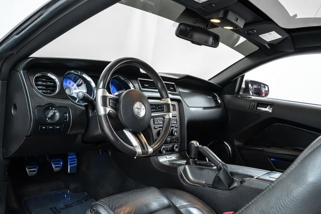 Used 2013 Ford Mustang GT Premium RWD image 17